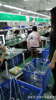 一組鏡頭帶你走進(jìn)深圳某電子廠車間,你有做過(guò)這樣的流水線工作嗎